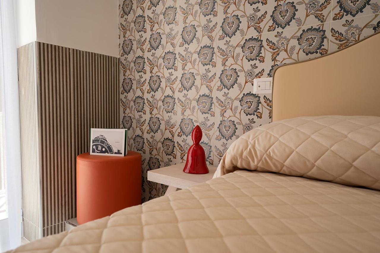 Cla.Pa H. Group - Dislocated Hospitality Hotel Наполи Екстериор снимка