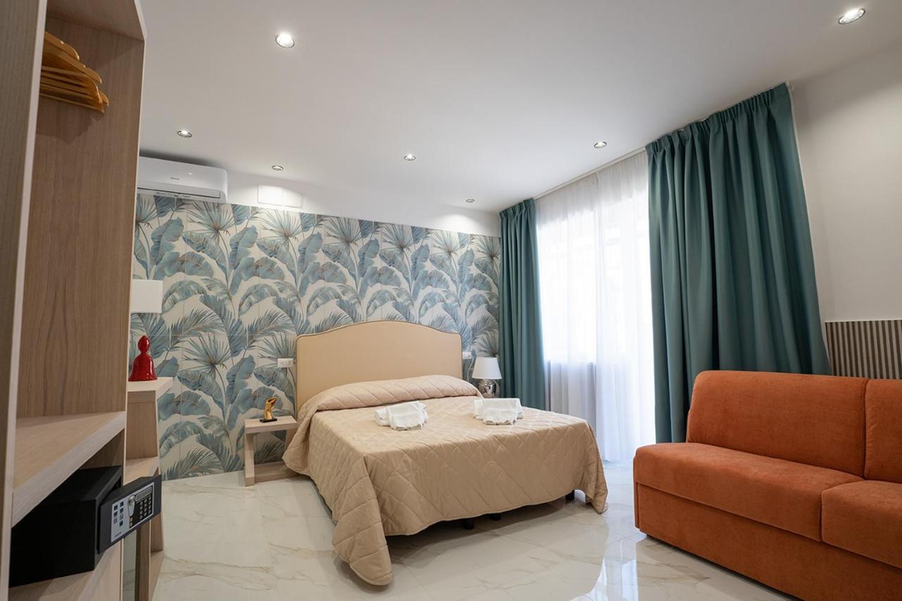 Cla.Pa H. Group - Dislocated Hospitality Hotel Наполи Екстериор снимка